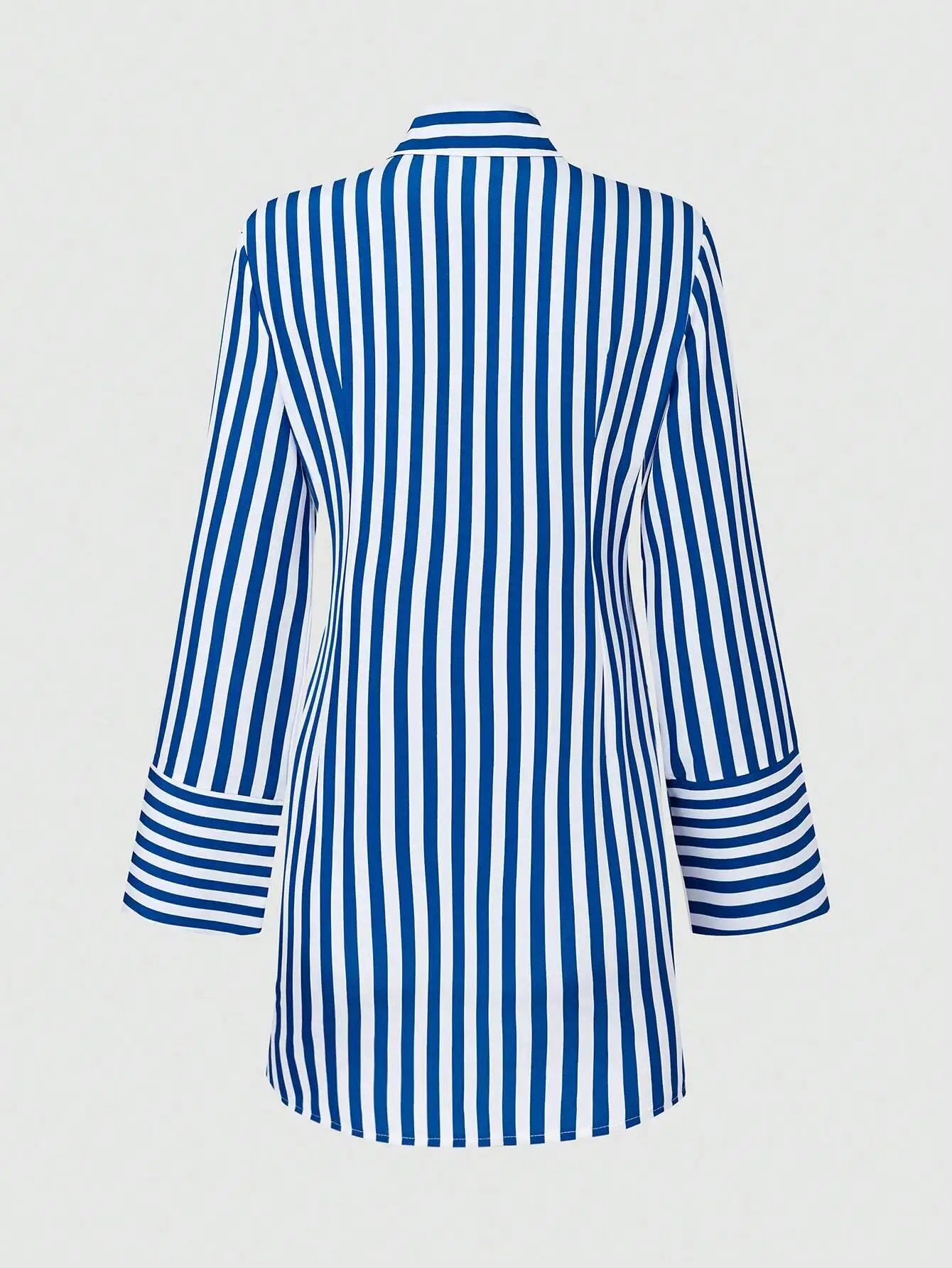 Blue And White Vertical Stripe Long Sleeve Shirt Dress With Button Closure For Women Casual Vacation Wear
Blue And White Vertical Stripe Long Sleeve Shirt Dress With Button Closure For Women Casual Vacation Wear