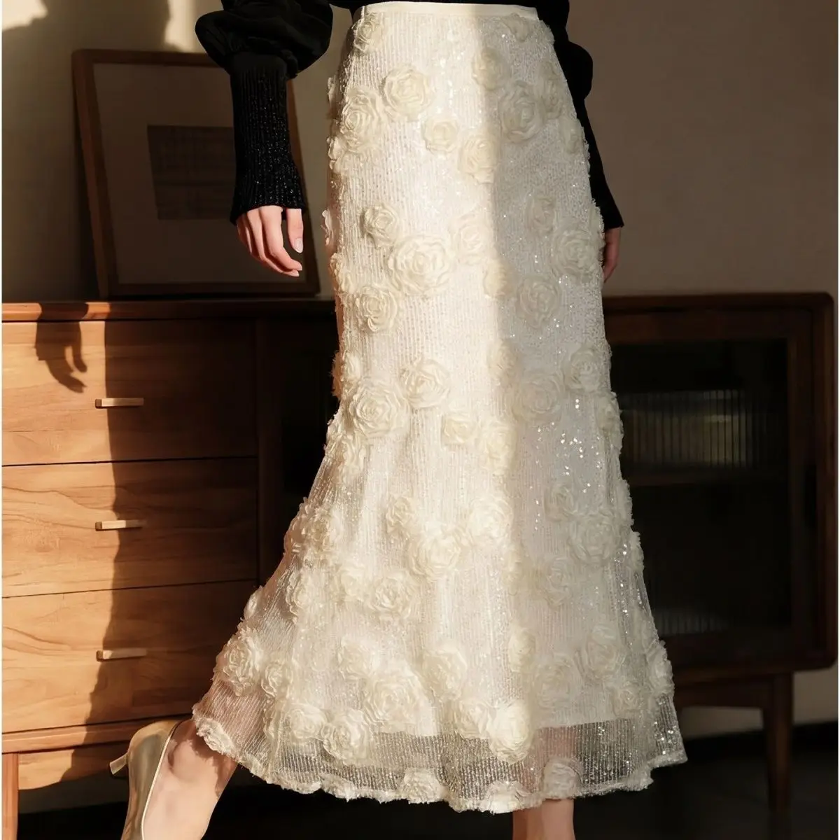 Sequined Fishtail Skirt for Women 2026 New Three-dimensional Flower High Waist Slimming A-line Casual Hip-covering Long Skirt
Sequined Fishtail Skirt for Women 2026 New Three-dimensional Flower High Waist Slimming A-line Casual Hip-covering Long Skirt