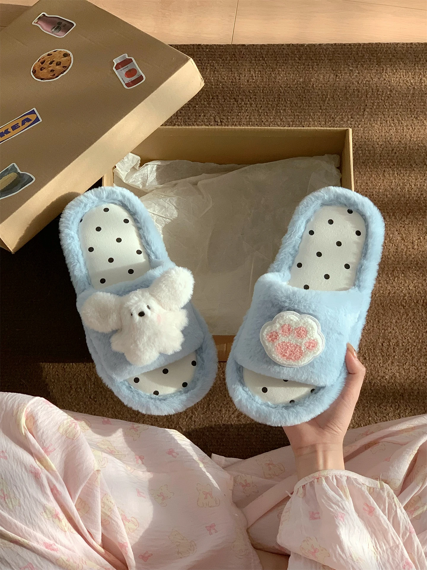 Cute Claw Women's Indoor Anti-Slip Warm Fun Rabbit Autumn Winter Comfortable Slippers Cotton Slippers Home Slippers
Cute Claw Women's Indoor Anti-Slip Warm Fun Rabbit Autumn Winter Comfortable Slippers Cotton Slippers Home Slippers