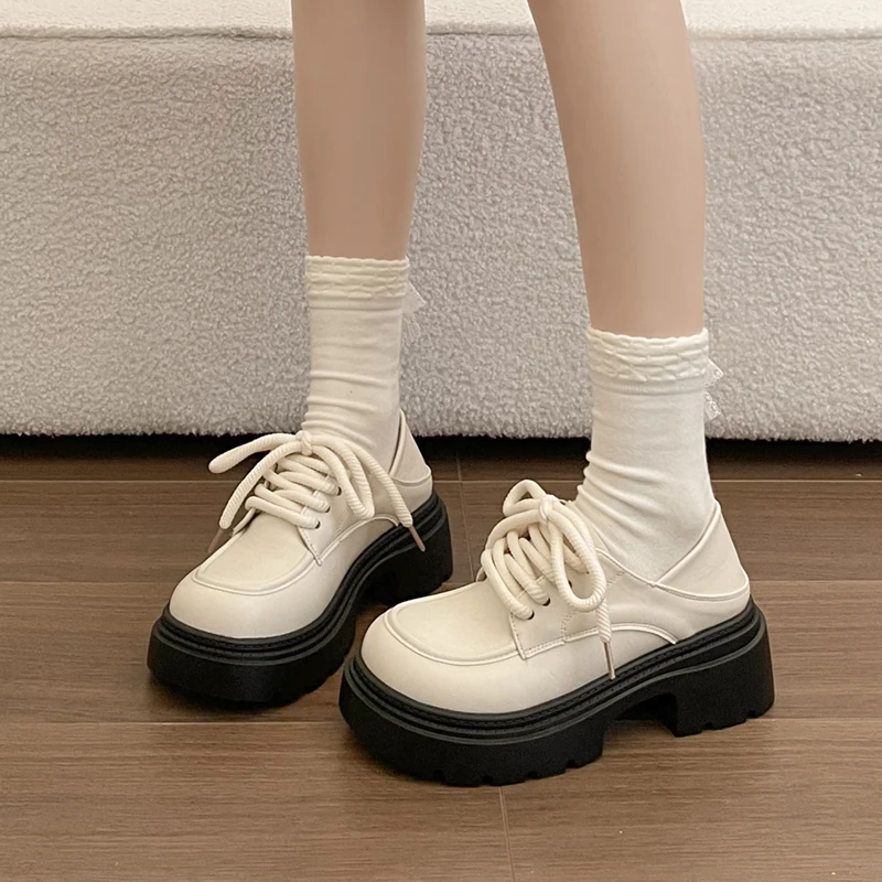 Elegant Lace-Up Platform Loafers for Women 2026 British Style High Heels Oxford Shoes Woman Preppy Style Pu Leather Shoes Female
Elegant Lace-Up Platform Loafers for Women 2026 British Style High Heels Oxford Shoes Woman Preppy Style Pu Leather Shoes Female