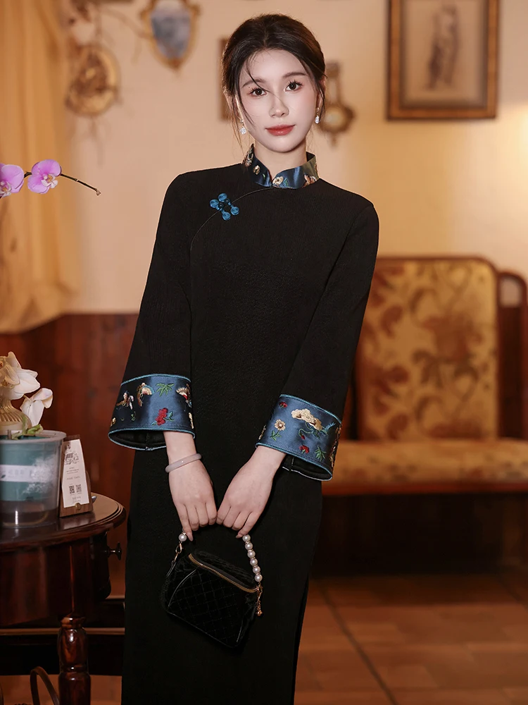 Bla Velvet Qipao Dr Thiened Fce Winter New Sle Vintage Republic of China Ele Long Sve Women's Faion
Bla Velvet Qipao Dr Thiened Fce Winter New Sle Vintage Republic of China Ele Long Sve Women's Faion