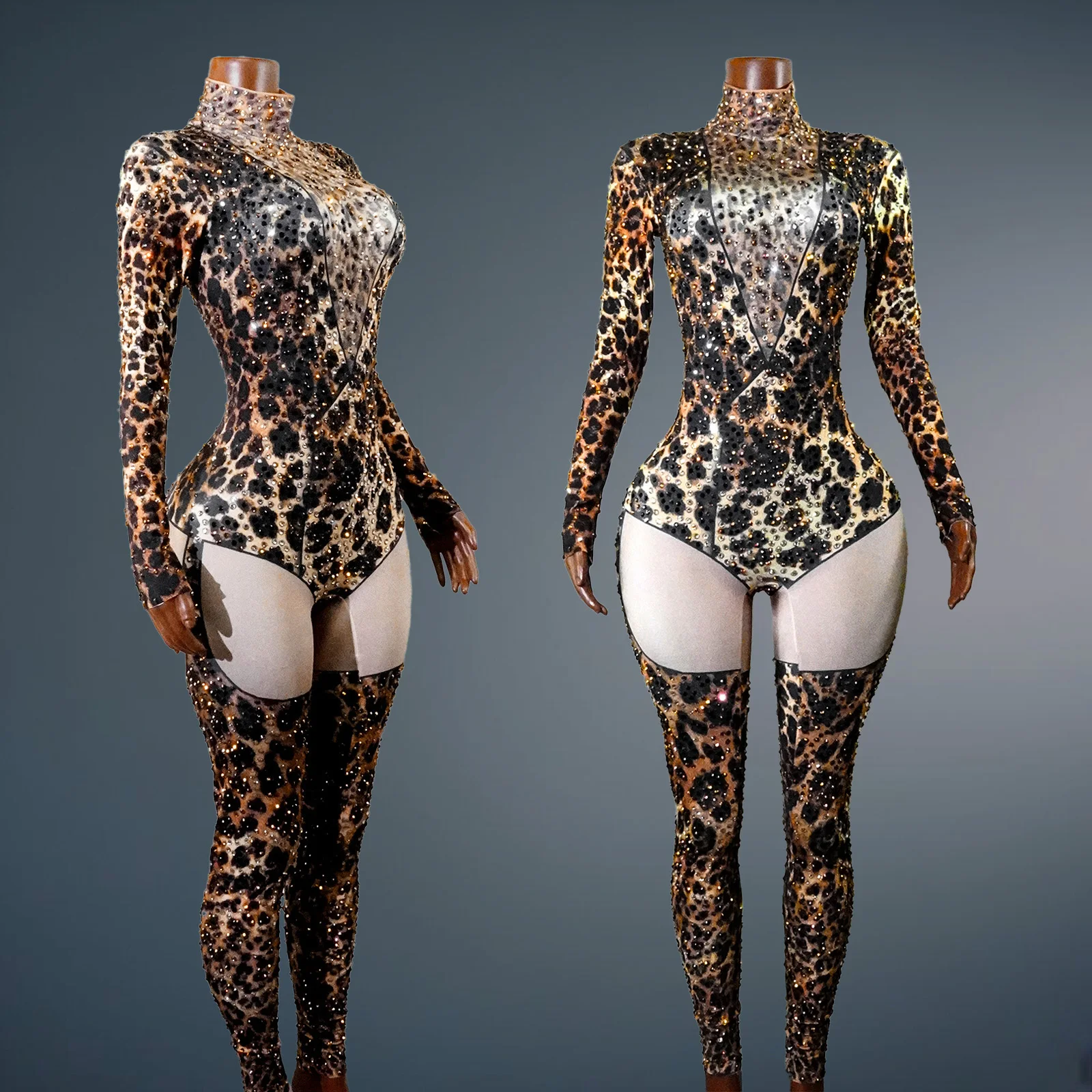 Women Sexy 2025 Stretch Leopard Print Bodycon Jumpsuit Nightclub Bar Singer Dancer Luxury Diamond Stage Performance Outfit
Women Sexy 2025 Stretch Leopard Print Bodycon Jumpsuit Nightclub Bar Singer Dancer Luxury Diamond Stage Performance Outfit