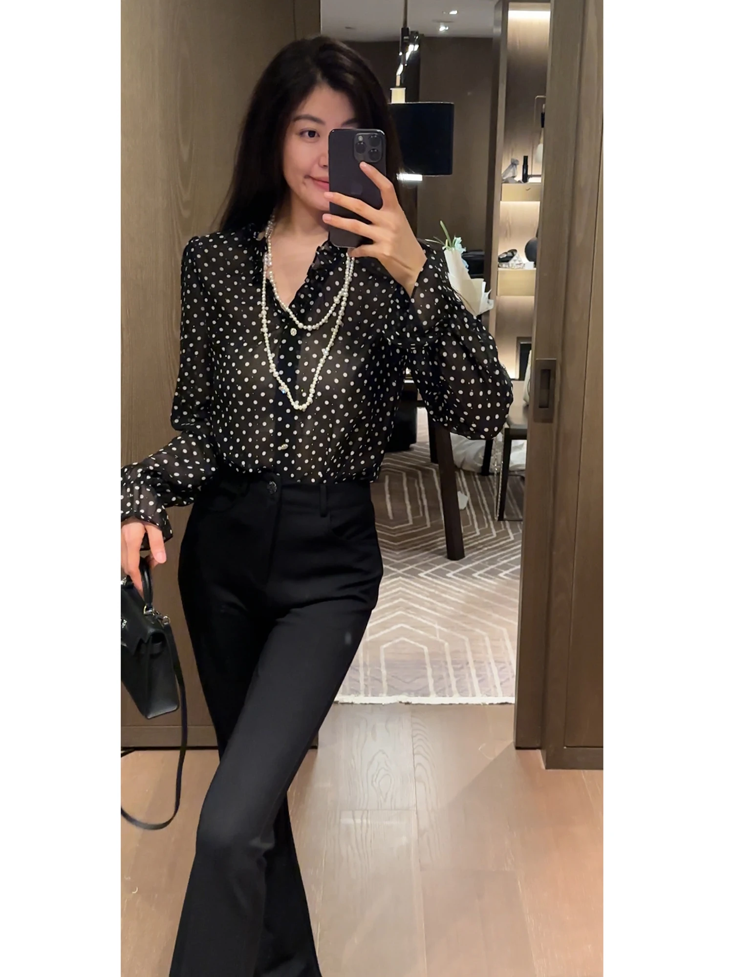 Slimming Polka Dot Loose Fit V Neck Long Sleeve Shirt Elegant Style Women's Summer Fashion Casual Breathable Polyester
Slimming Polka Dot Loose Fit V Neck Long Sleeve Shirt Elegant Style Women's Summer Fashion Casual Breathable Polyester