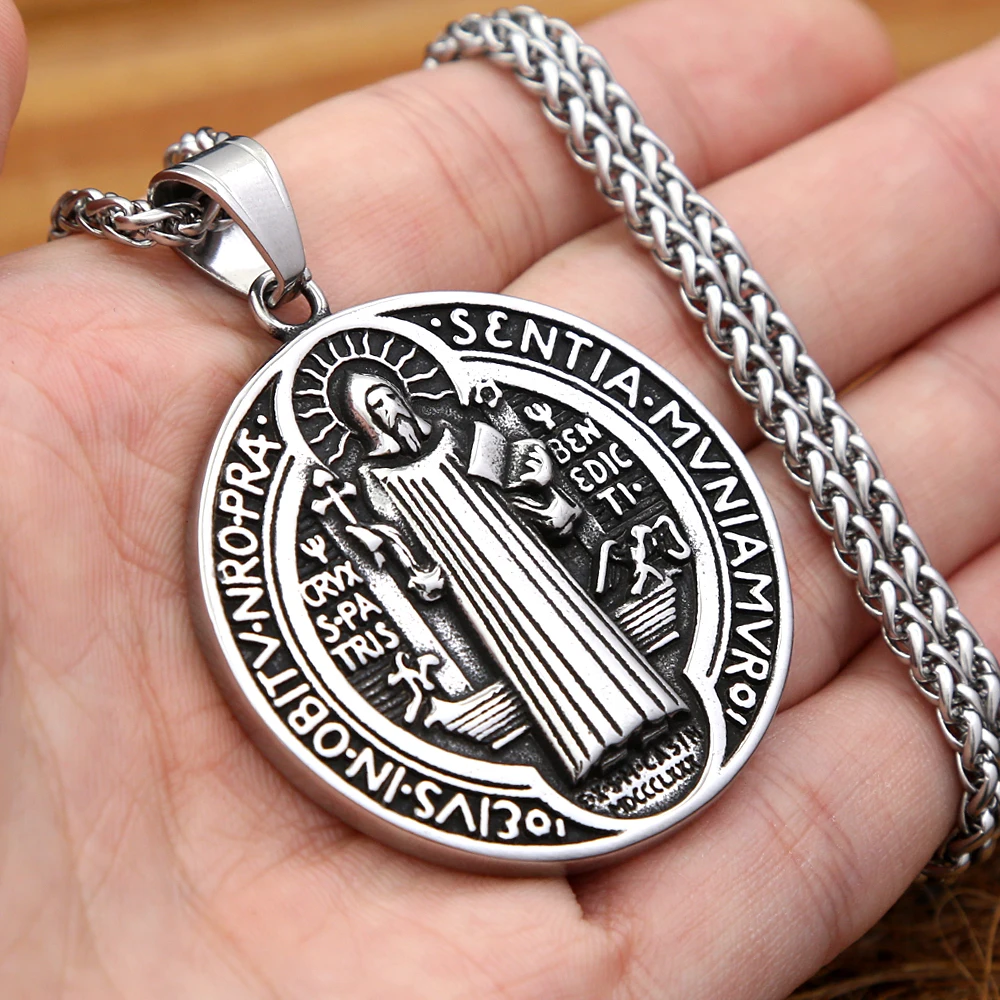 Punk Vintage Catholic Saints Necklace For Men Women Stainless Steel Religious Cross Pendant Amulet Jewelry Gift Dropshipping
Punk Vintage Catholic Saints Necklace For Men Women Stainless Steel Religious Cross Pendant Amulet Jewelry Gift Dropshipping