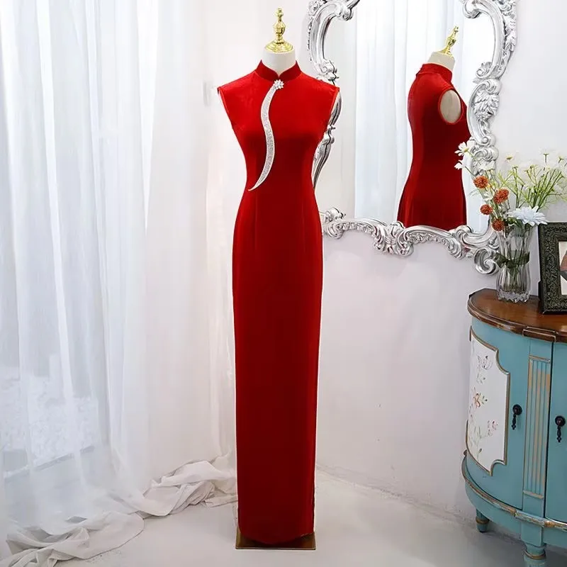 ТОП китайское женское черное длинное платье Cheongsam, новое элегантное утягивающее элегантное вечернее платье, свадебное платье, повседневное платье с короткими рукавами и разрезом qipao w315
ТОП китайское женское черное длинное платье Cheongsam, новое элегантное утягивающее элегантное вечернее платье, свадебное платье, повседневное платье с короткими рукавами и разрезом qipao w315