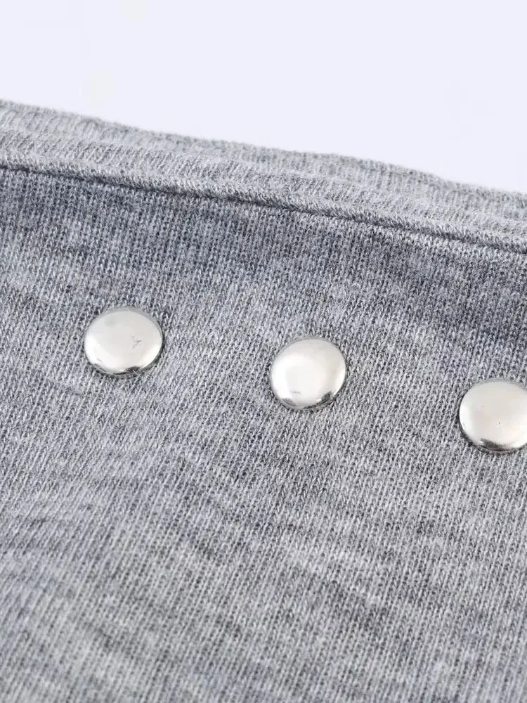 HH Woman Elegant Skew Collar Rivet Decoration T-shirt Female Spring Chic Casual Batwing Sleeve Long Sleeves Solid 3-Color Tops
HH Woman Elegant Skew Collar Rivet Decoration T-shirt Female Spring Chic Casual Batwing Sleeve Long Sleeves Solid 3-Color Tops