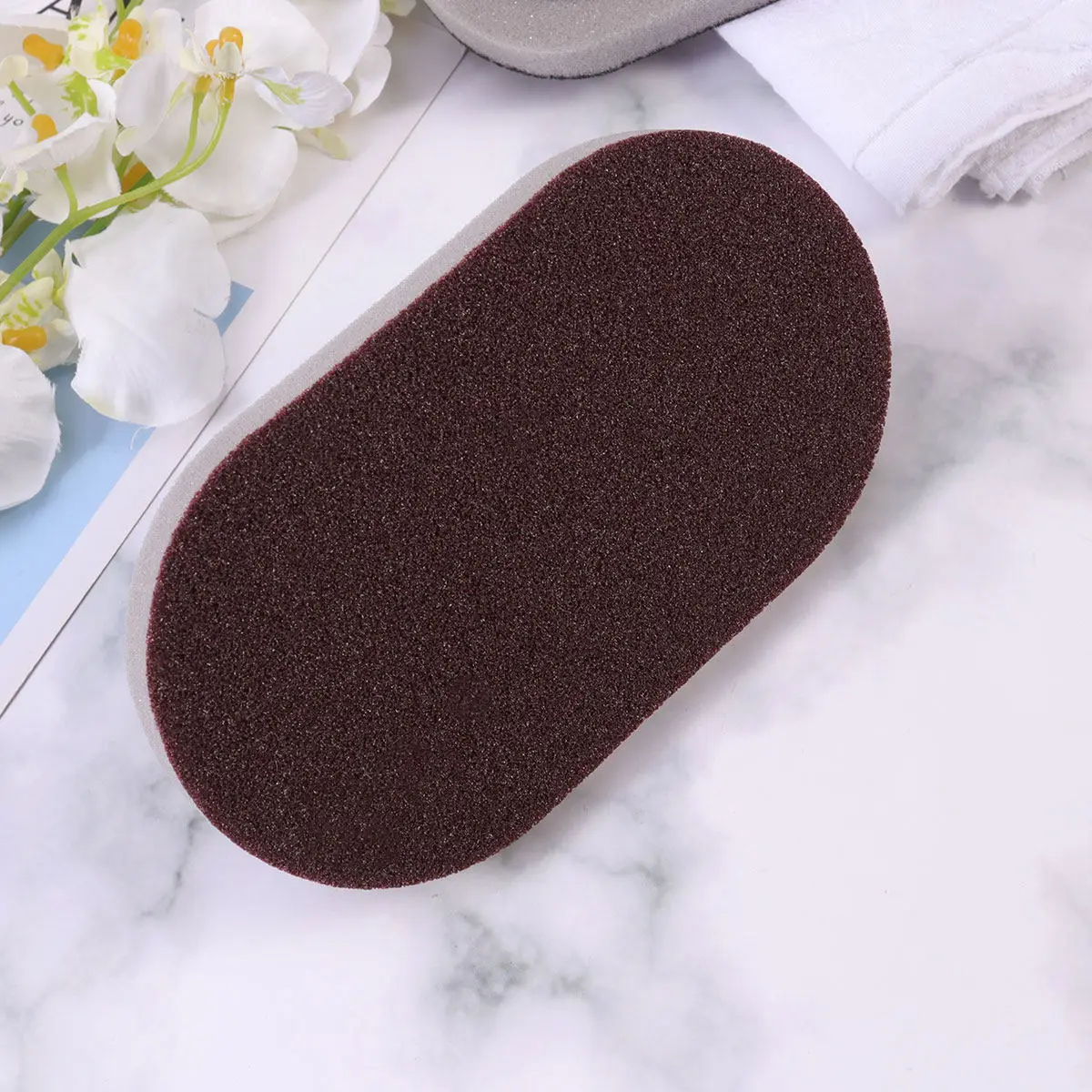 2Pcs Emery Sponge Brush Comfortable Handle Strong Water Absorption Cleaning Sponge Pad Scouring Cleaning Brush for Kitchen
2Pcs Emery Sponge Brush Comfortable Handle Strong Water Absorption Cleaning Sponge Pad Scouring Cleaning Brush for Kitchen