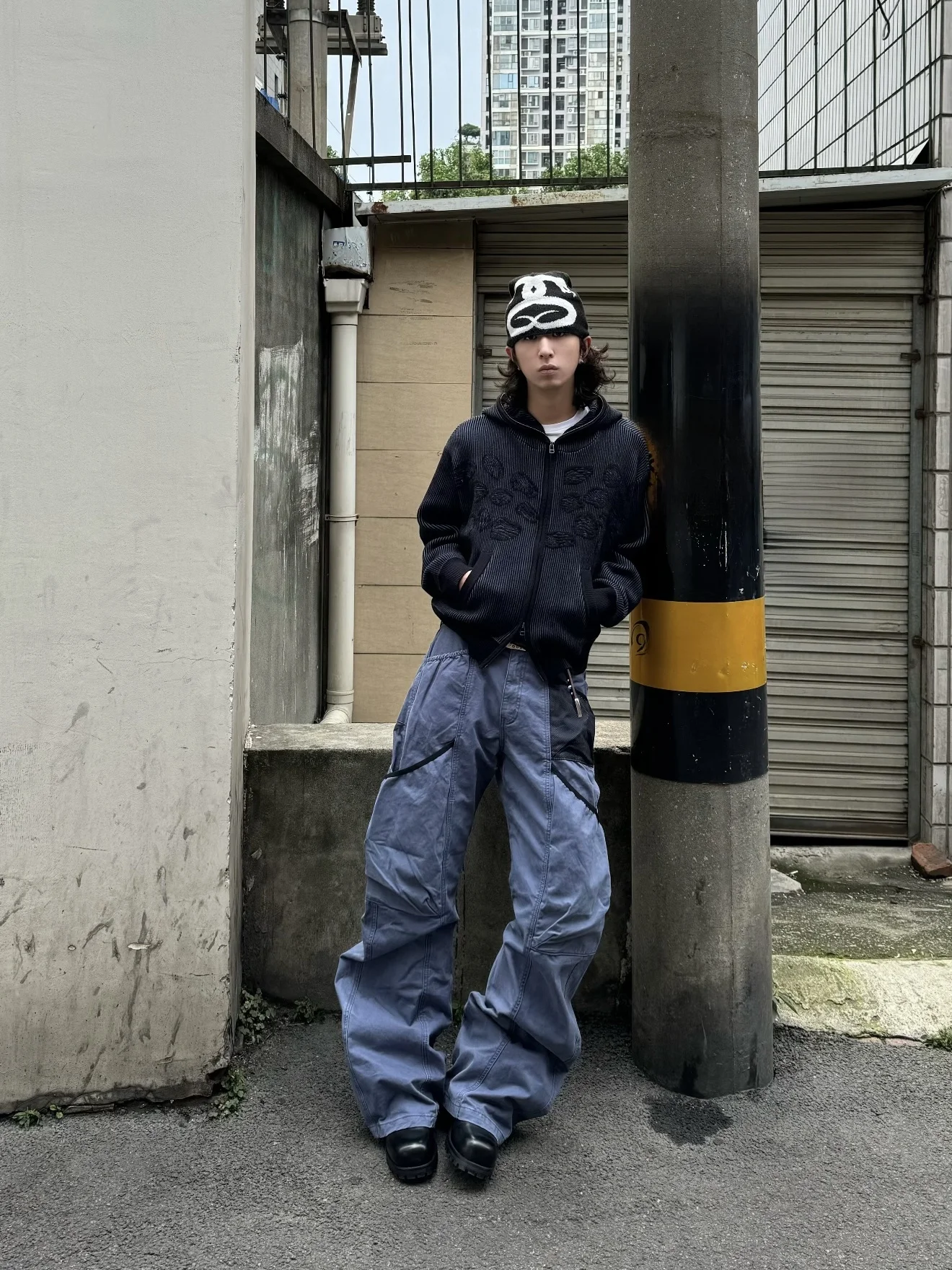 American Retro Cross Multi-Pocket Workwear Wide Leg Pants Men's Street Design Versatile God Pants Casual Straight Cotton Pants
American Retro Cross Multi-Pocket Workwear Wide Leg Pants Men's Street Design Versatile God Pants Casual Straight Cotton Pants