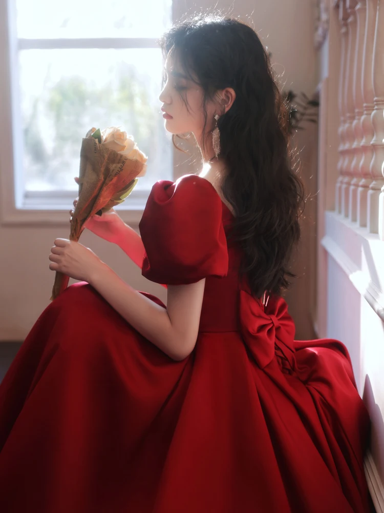 Red Evening Gown Wedding Dress for Women Korean Style Floor Length Slimming Wine Red Color Bridal Dress for Engagement And Party
Red Evening Gown Wedding Dress for Women Korean Style Floor Length Slimming Wine Red Color Bridal Dress for Engagement And Party