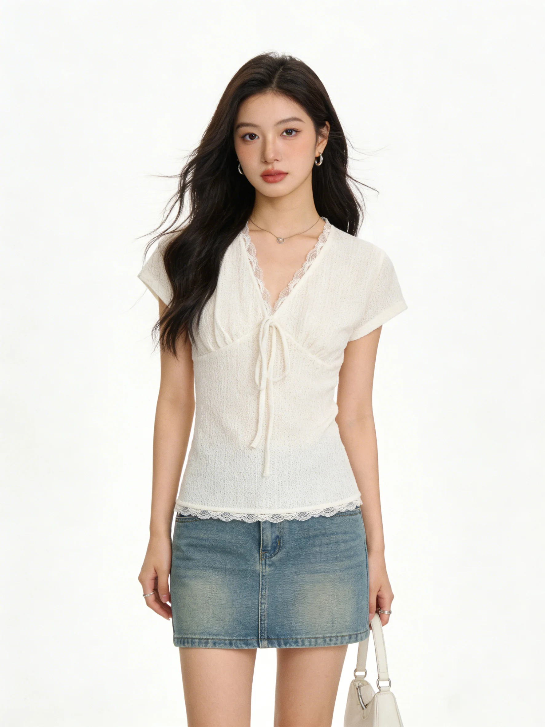 Spring Summer Slim Fit T-irt V-Ne Lace Splice ort Sve Belt Design Korean Sle Breathable Comfortable Ladies Top
Spring Summer Slim Fit T-irt V-Ne Lace Splice ort Sve Belt Design Korean Sle Breathable Comfortable Ladies Top
