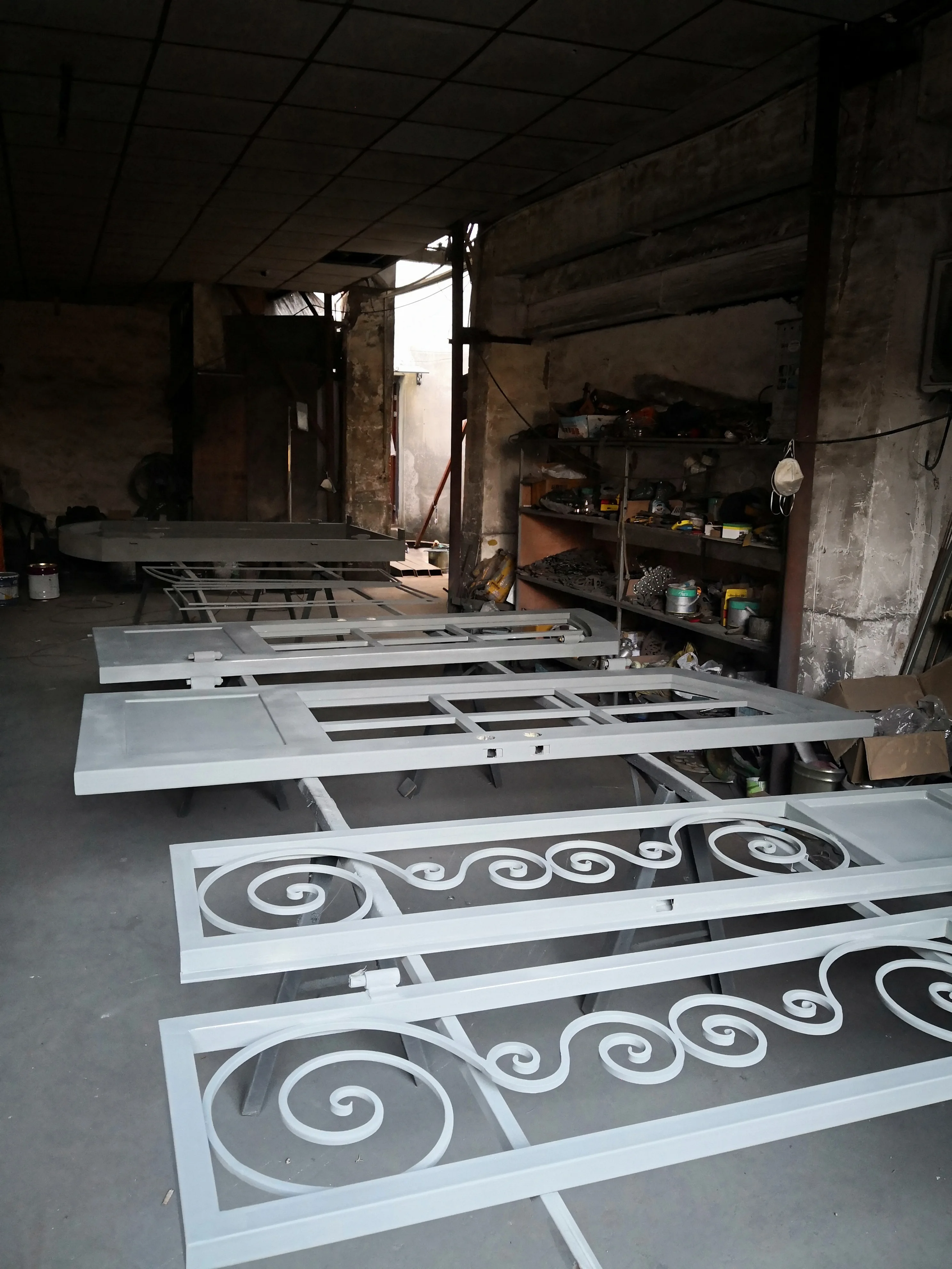 Home Villa Steel French Wrought Iron Doors Railings Fences Balustrades Driveway Gates Designs
Home Villa Steel French Wrought Iron Doors Railings Fences Balustrades Driveway Gates Designs