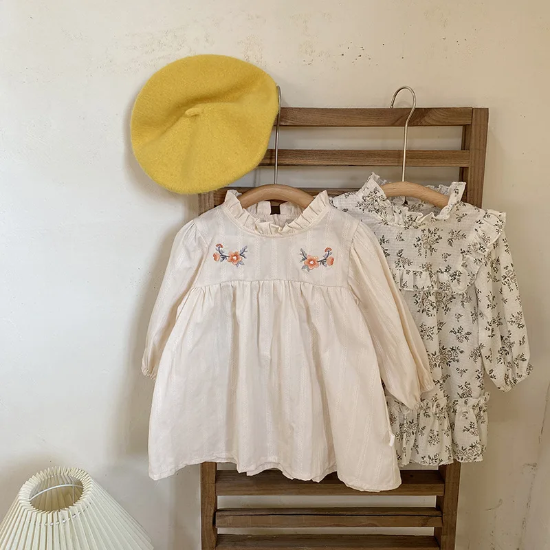 Spring Baby Girls Dress Toddler Floral Princess Dress 2024 Korean Cute Lace Collar Girls' Casual Dresses
Spring Baby Girls Dress Toddler Floral Princess Dress 2024 Korean Cute Lace Collar Girls' Casual Dresses