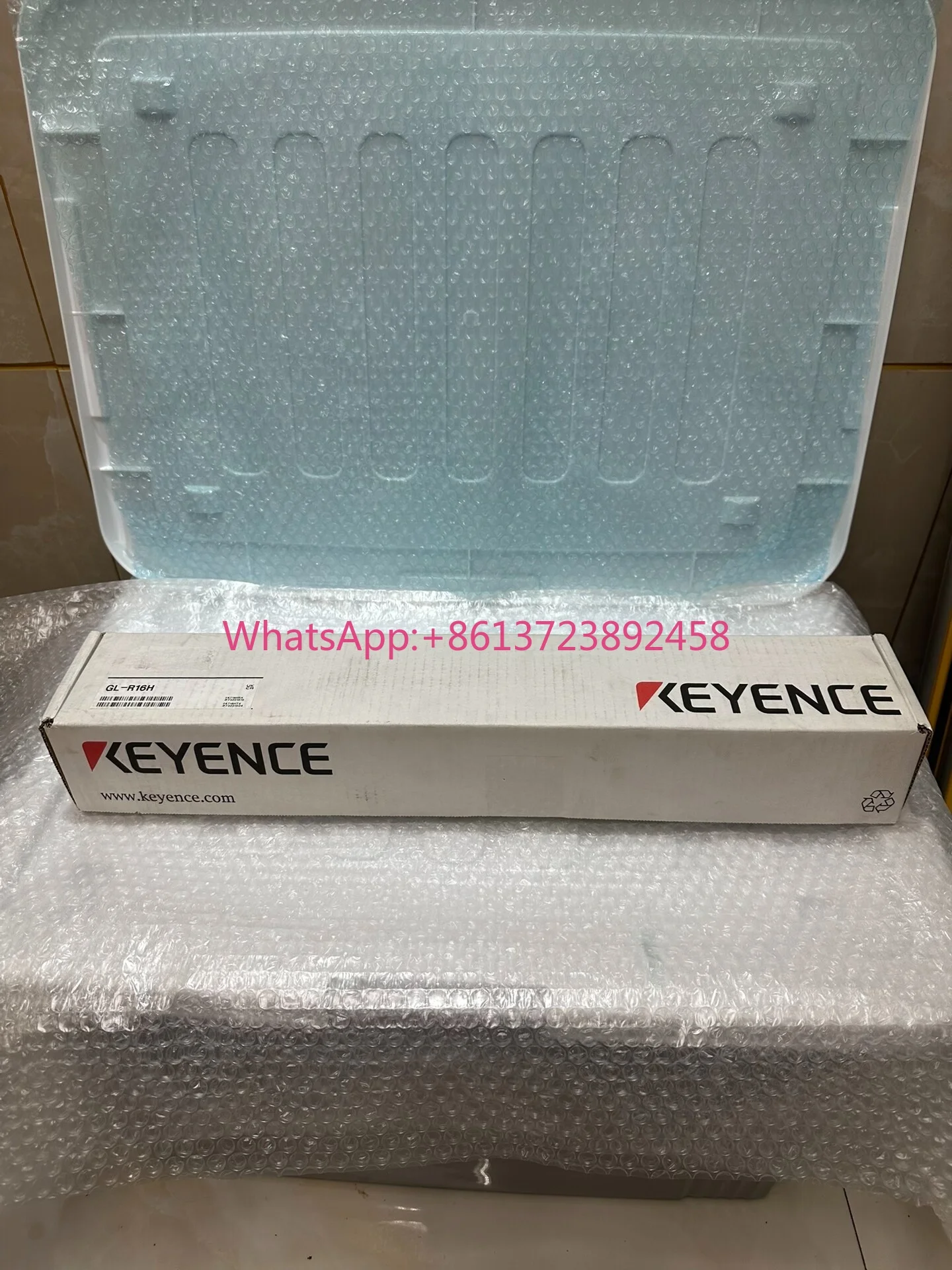 KEYENCE grating GL-R16H new original
KEYENCE grating GL-R16H new original