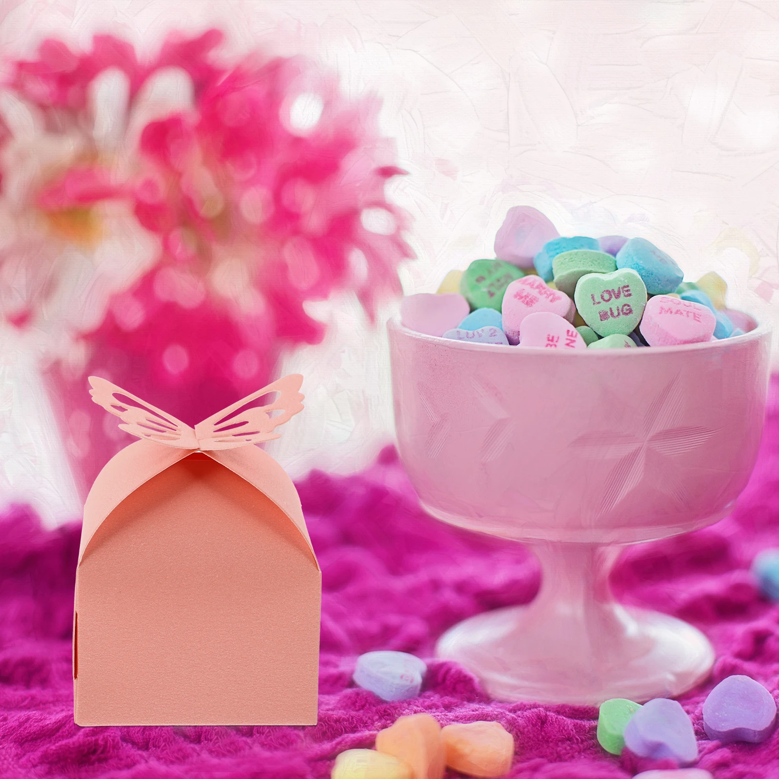 50Pcs Creative Butterfly Wedding Candy Packaging Boxes Reusable Small Gift Containers for Banquet Holiday Presents
50Pcs Creative Butterfly Wedding Candy Packaging Boxes Reusable Small Gift Containers for Banquet Holiday Presents