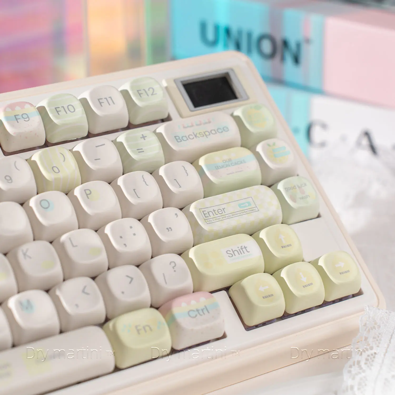 Ice Extract Lemon Keycap MO Simple Mechanical Keyboard Ball Cap PBT Sublimation 61 68 75 81 87 98 108
Ice Extract Lemon Keycap MO Simple Mechanical Keyboard Ball Cap PBT Sublimation 61 68 75 81 87 98 108