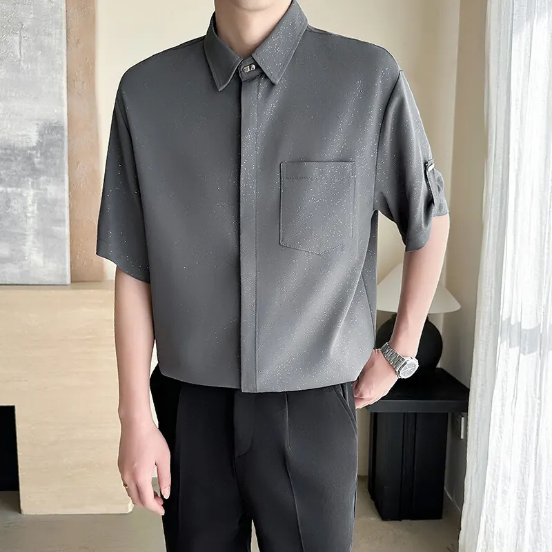 Легкие роскошные рубашки с короткими рукавами и звездным небом, мужские летние рубашки из тонкого ледяного шелка, крутая рубашка в стиле ретро, свободная повседневная деловая рубашка M-3XL
Легкие роскошные рубашки с короткими рукавами и звездным небом, мужские летние рубашки из тонкого ледяного шелка, крутая рубашка в стиле ретро, свободная повседневная деловая рубашка M-3XL