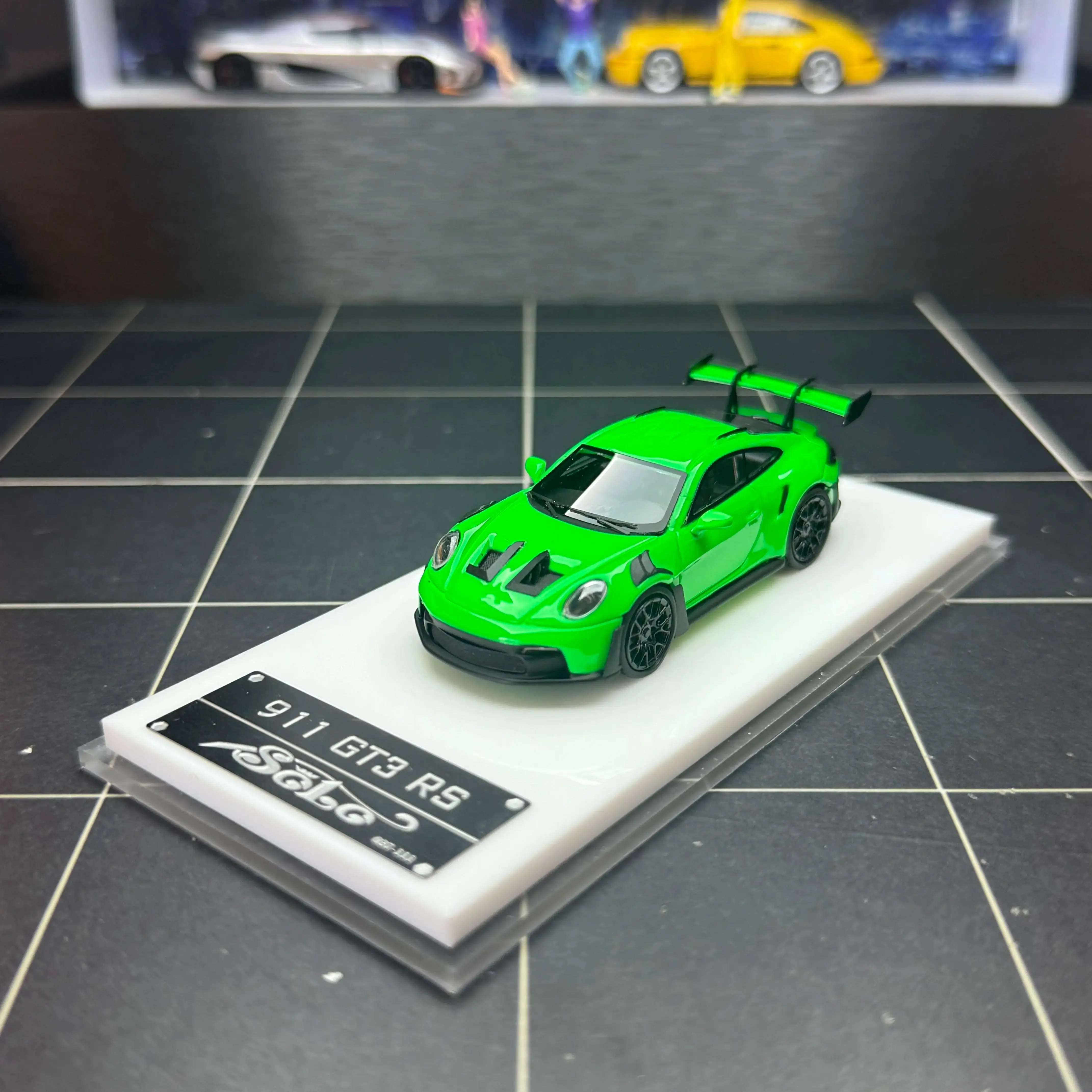 1:64 Scale 911GT3 RS Resin Car Model Collectible Toy Gift Souvenir Display Ornament
1:64 Scale 911GT3 RS Resin Car Model Collectible Toy Gift Souvenir Display Ornament
