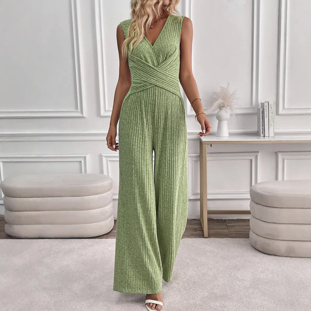 Spot E-commerce Women's Sleeveless Deep V Cross Design Sense Casual Solid Color Jumpsuit
Spot E-commerce Women's Sleeveless Deep V Cross Design Sense Casual Solid Color Jumpsuit