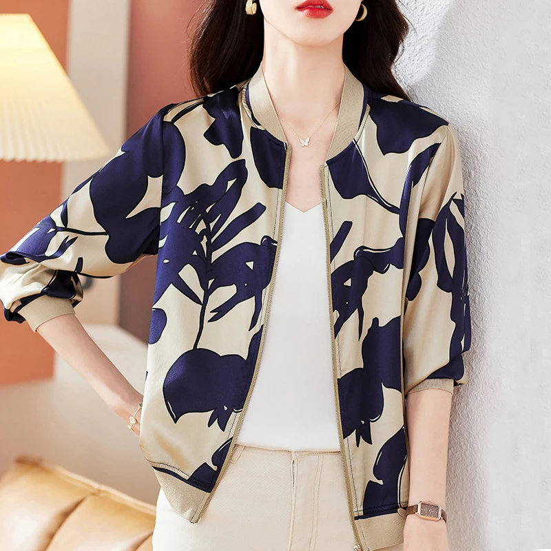 Real Silk Women's Satin Coat Casual Baseball Jacket Spring Long Sleeve Elegant Jackets Coats for Women Floral Print Tops
Real Silk Women's Satin Coat Casual Baseball Jacket Spring Long Sleeve Elegant Jackets Coats for Women Floral Print Tops