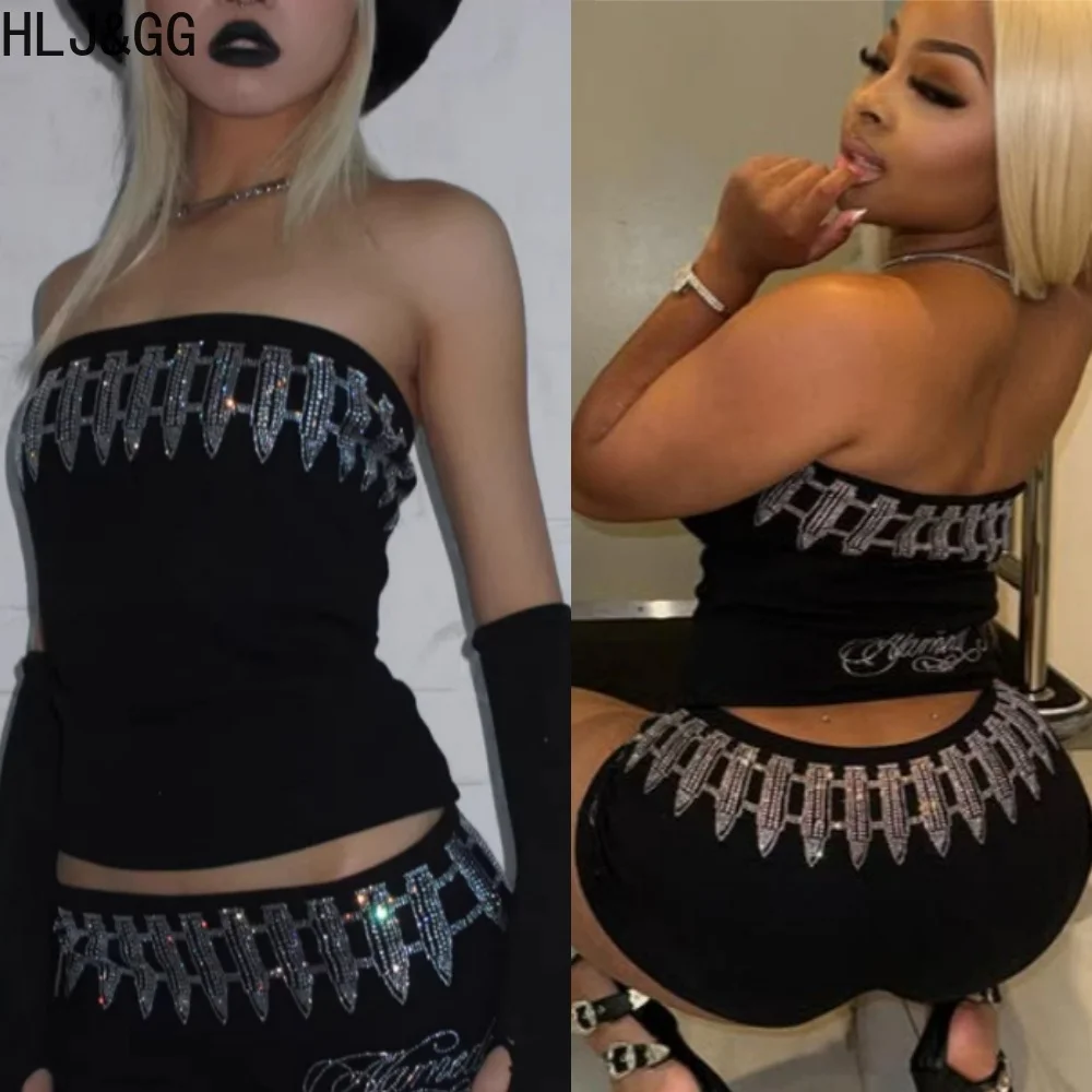 HLJ&GG Black Sexy Rhinestone Letter Dark Punk Two Piece Sets Women Off Shoulder Crop Tube And Shorts Outfits Fashion Streetwear
HLJ&GG Black Sexy Rhinestone Letter Dark Punk Two Piece Sets Women Off Shoulder Crop Tube And Shorts Outfits Fashion Streetwear