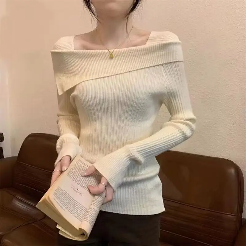 Winter Fashion One Off Shoulder Knitting Pullovers New Casual Stripe Slim Retro Cardigan Chic Knited Elegant Clothing Women 2024
Winter Fashion One Off Shoulder Knitting Pullovers New Casual Stripe Slim Retro Cardigan Chic Knited Elegant Clothing Women 2024