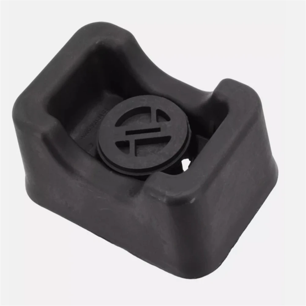 A0005833403 0005833403 Jack Pad Under Car Body Support Lifting For Mercedes Benz W177 W243 CLA 200 D
A0005833403 0005833403 Jack Pad Under Car Body Support Lifting For Mercedes Benz W177 W243 CLA 200 D