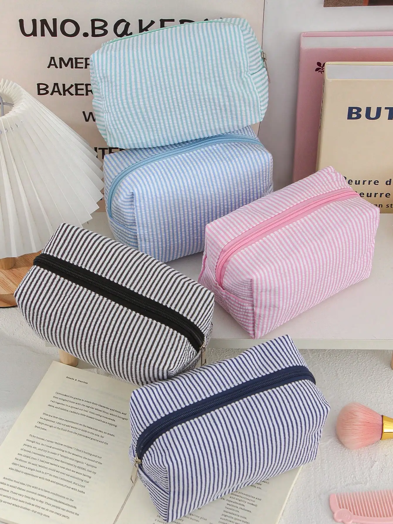 Cute Striped Pattern Cosmetic Handbag, Large Capacity Cosmetic Storage Bag, Macaron Color Striped Pencil Case, Portable Handheld
Cute Striped Pattern Cosmetic Handbag, Large Capacity Cosmetic Storage Bag, Macaron Color Striped Pencil Case, Portable Handheld