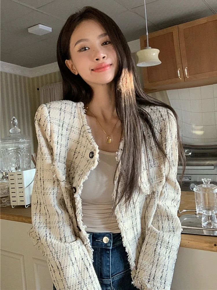 Твидовый жакет темно-синий для девочек и женщин, летний, для повседневной носки, аранжированный в стиле анорак, для работы, бизнеса, учебы, тренировок, удобный, для подростков и студентов
Твидовый жакет темно-синий для девочек и женщин, летний, для повседневной носки, аранжированный в стиле анорак, для работы, бизнеса, учебы, тренировок, удобный, для подростков и студентов