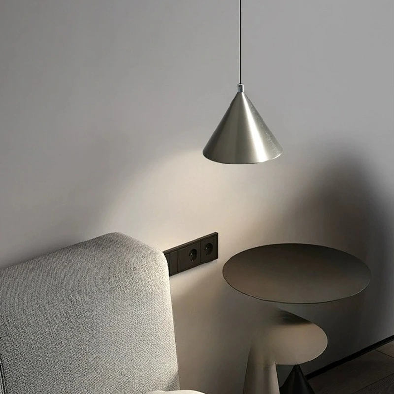 Italian minimalist bedroom bedside wall lamp new conical geometric minimalist designer high-end background wall aisle lamp
Italian minimalist bedroom bedside wall lamp new conical geometric minimalist designer high-end background wall aisle lamp