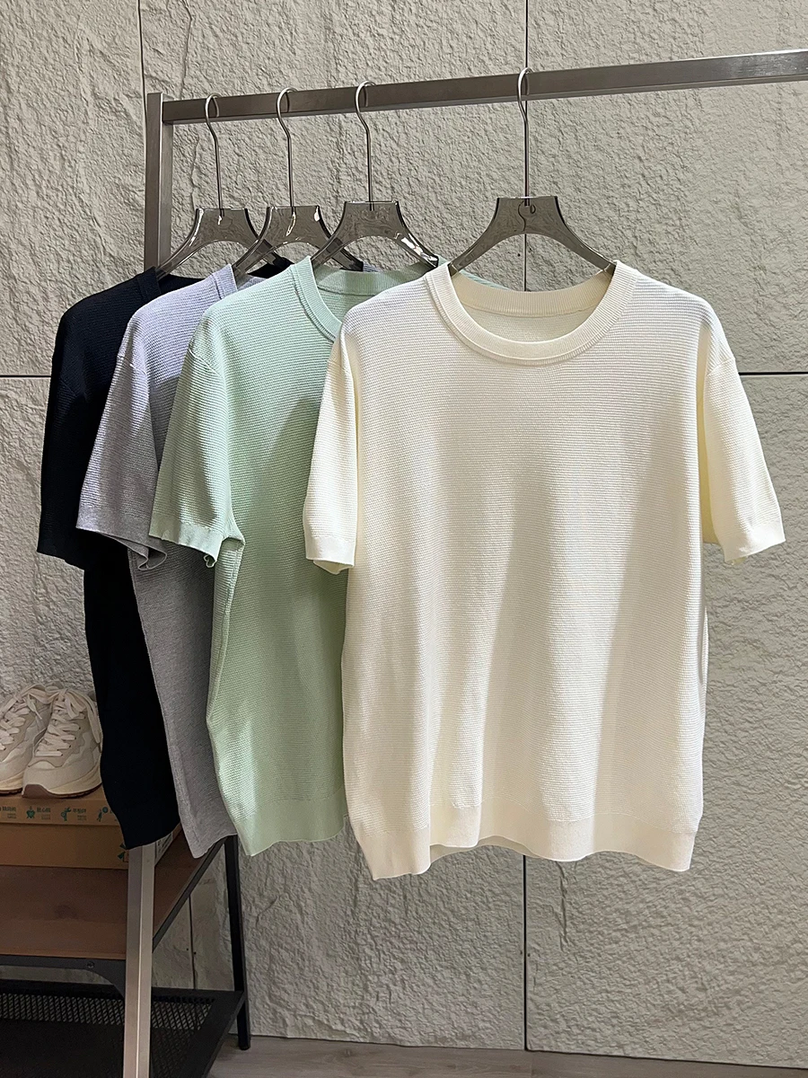 Smooth Breathable round Neck Short Sleeve T-Shirt for Men Spring Summer Soft Comfortable Pure Color Casual Style Youth Popular
Smooth Breathable round Neck Short Sleeve T-Shirt for Men Spring Summer Soft Comfortable Pure Color Casual Style Youth Popular