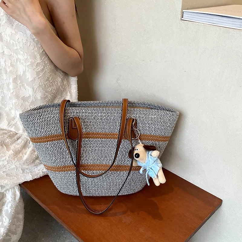 Handmade straw bag for women, large capacity, elegant style, seaside vacation, woven bag, handbag, shoulder bag, beach bag
Handmade straw bag for women, large capacity, elegant style, seaside vacation, woven bag, handbag, shoulder bag, beach bag