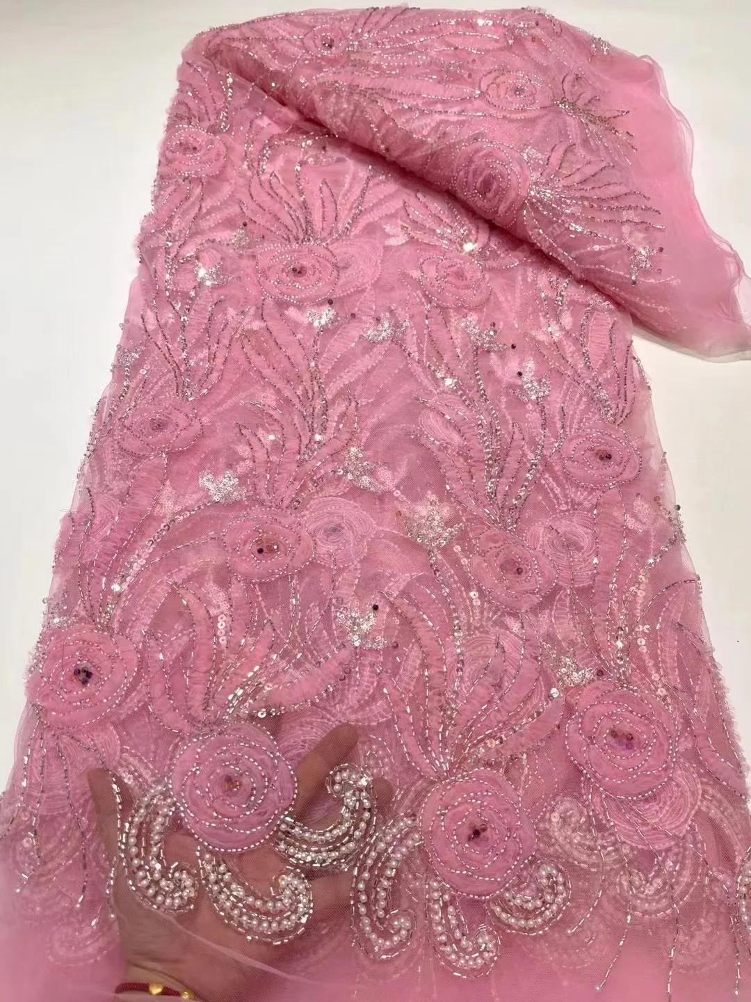 2024 New Arrival High Quality Exquisite Design 3d Handmade Embroidery Net Lace Fabric for Party Evening Dress HXH5986
2024 New Arrival High Quality Exquisite Design 3d Handmade Embroidery Net Lace Fabric for Party Evening Dress HXH5986