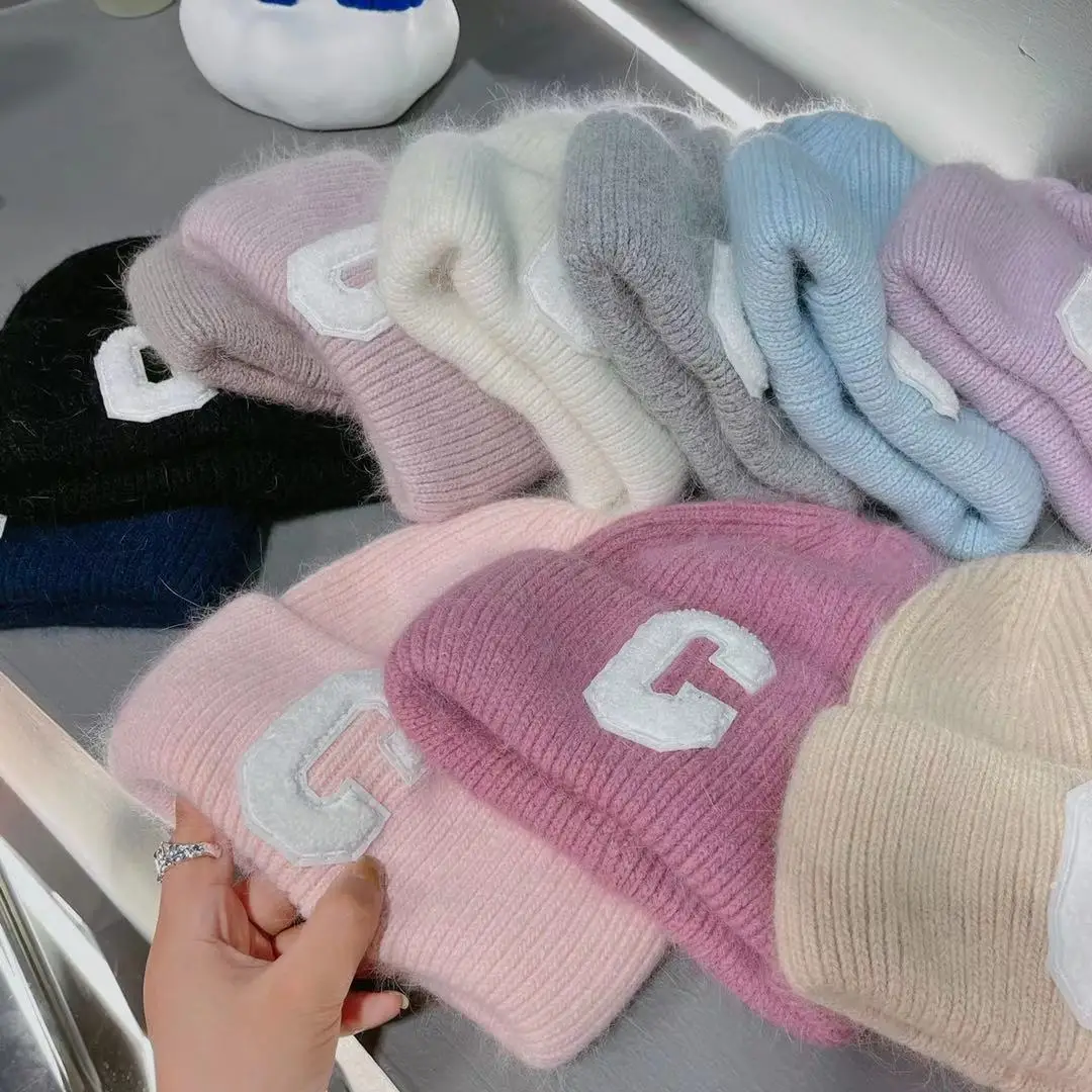 Rabbit fur bi-fold C letter knitted hat fashion Korean version autumn and winter outdoor warm ear protection wool cap pullover
Rabbit fur bi-fold C letter knitted hat fashion Korean version autumn and winter outdoor warm ear protection wool cap pullover