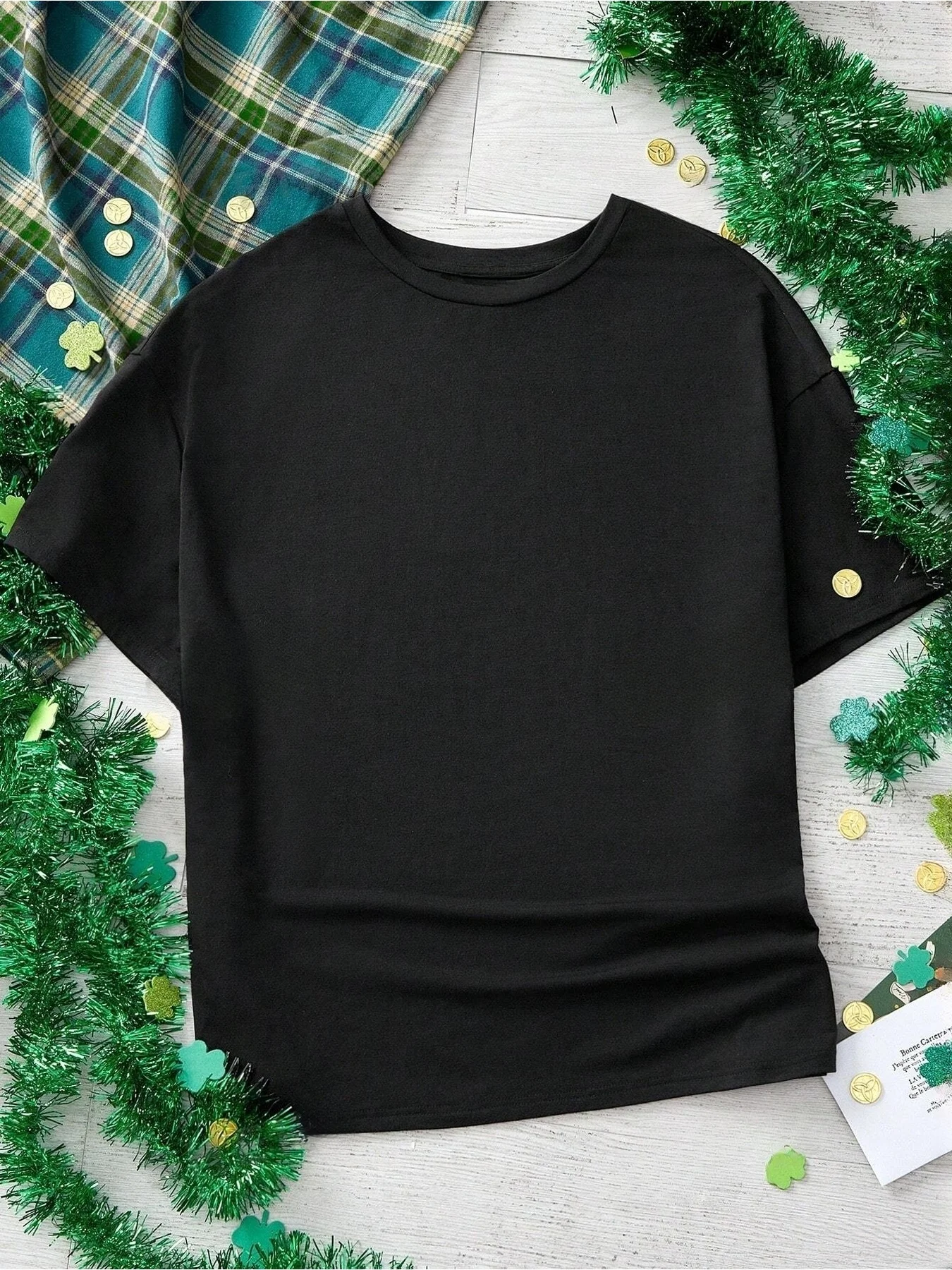 Summer simple casual comfortable solid color round neck short sleeved T-shirt plus size top
Summer simple casual comfortable solid color round neck short sleeved T-shirt plus size top