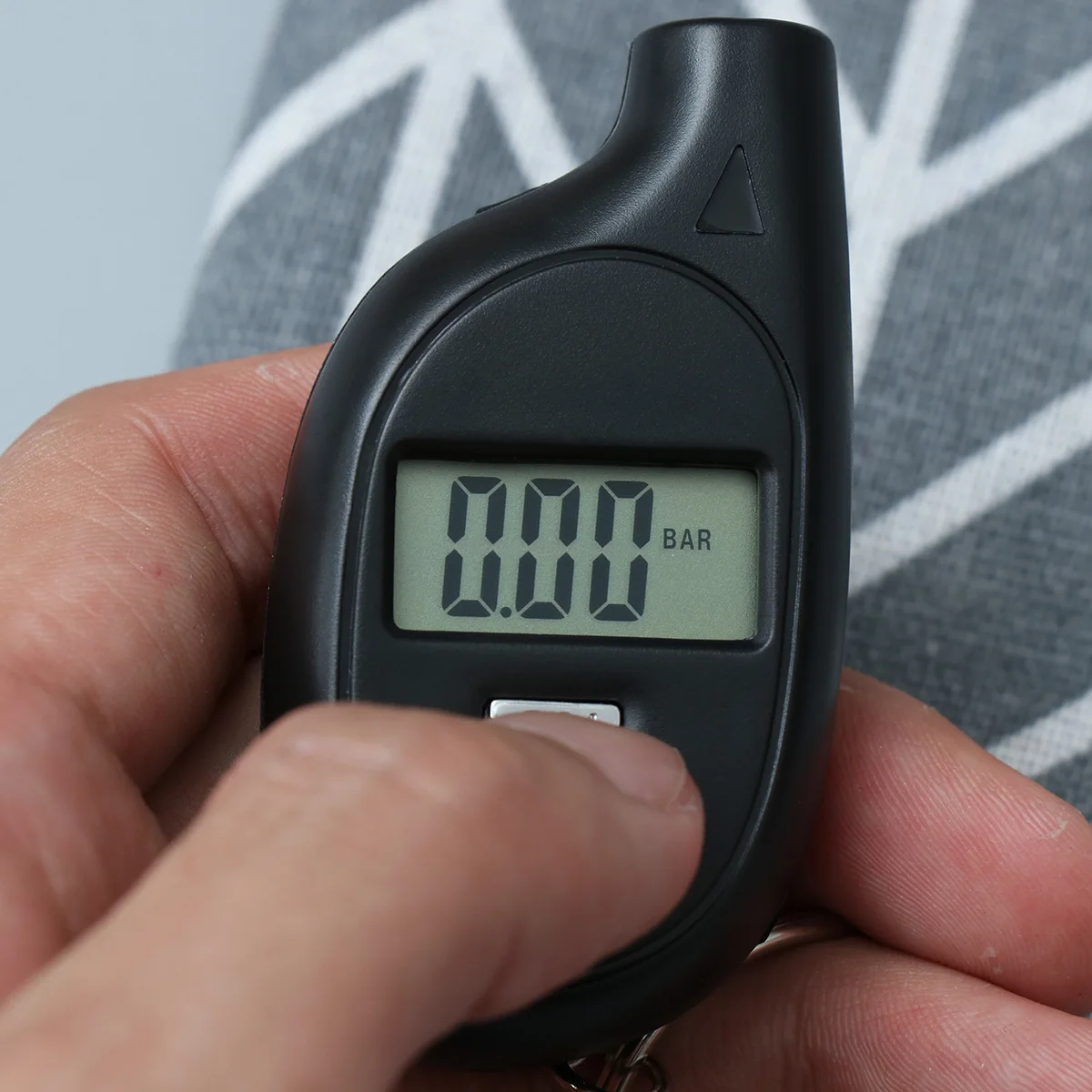 Tire Air Pressure Gauge Keychain Digital Display Measurement Tools Tester for Car Motorcycle Gas Saving Eco Friendly Portable
Tire Air Pressure Gauge Keychain Digital Display Measurement Tools Tester for Car Motorcycle Gas Saving Eco Friendly Portable