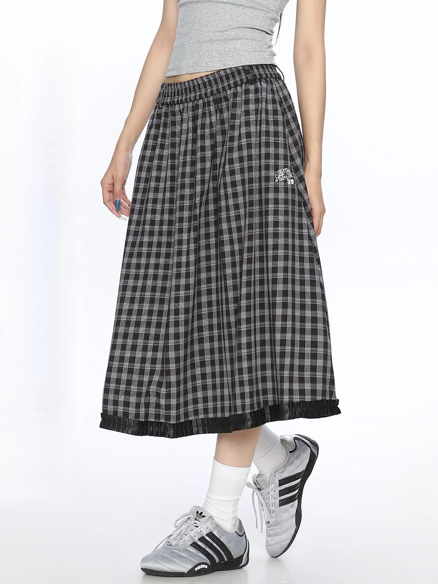 American Sle Plaid Elastic Waist Midi Skirt Women's Casual Summer Korean Slimming ort Skirt High Waist A-Line Skirt
American Sle Plaid Elastic Waist Midi Skirt Women's Casual Summer Korean Slimming ort Skirt High Waist A-Line Skirt