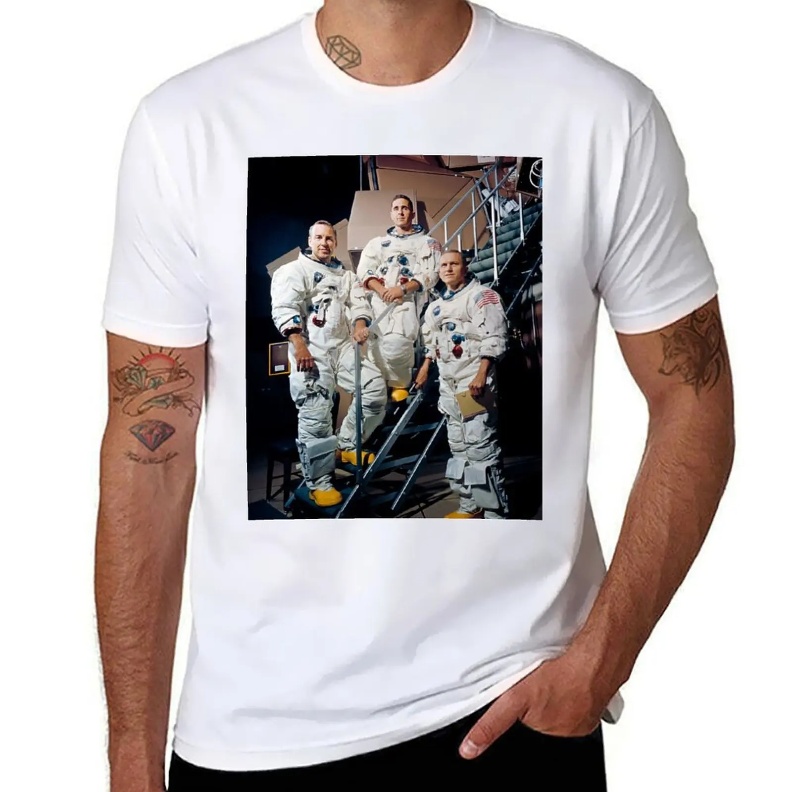 APOLLO 8 CREW T-Shirt t shirt man cotton t shirt men 100% cotton luxury brand man t shirt graphic T-shirt
APOLLO 8 CREW T-Shirt t shirt man cotton t shirt men 100% cotton luxury brand man t shirt graphic T-shirt