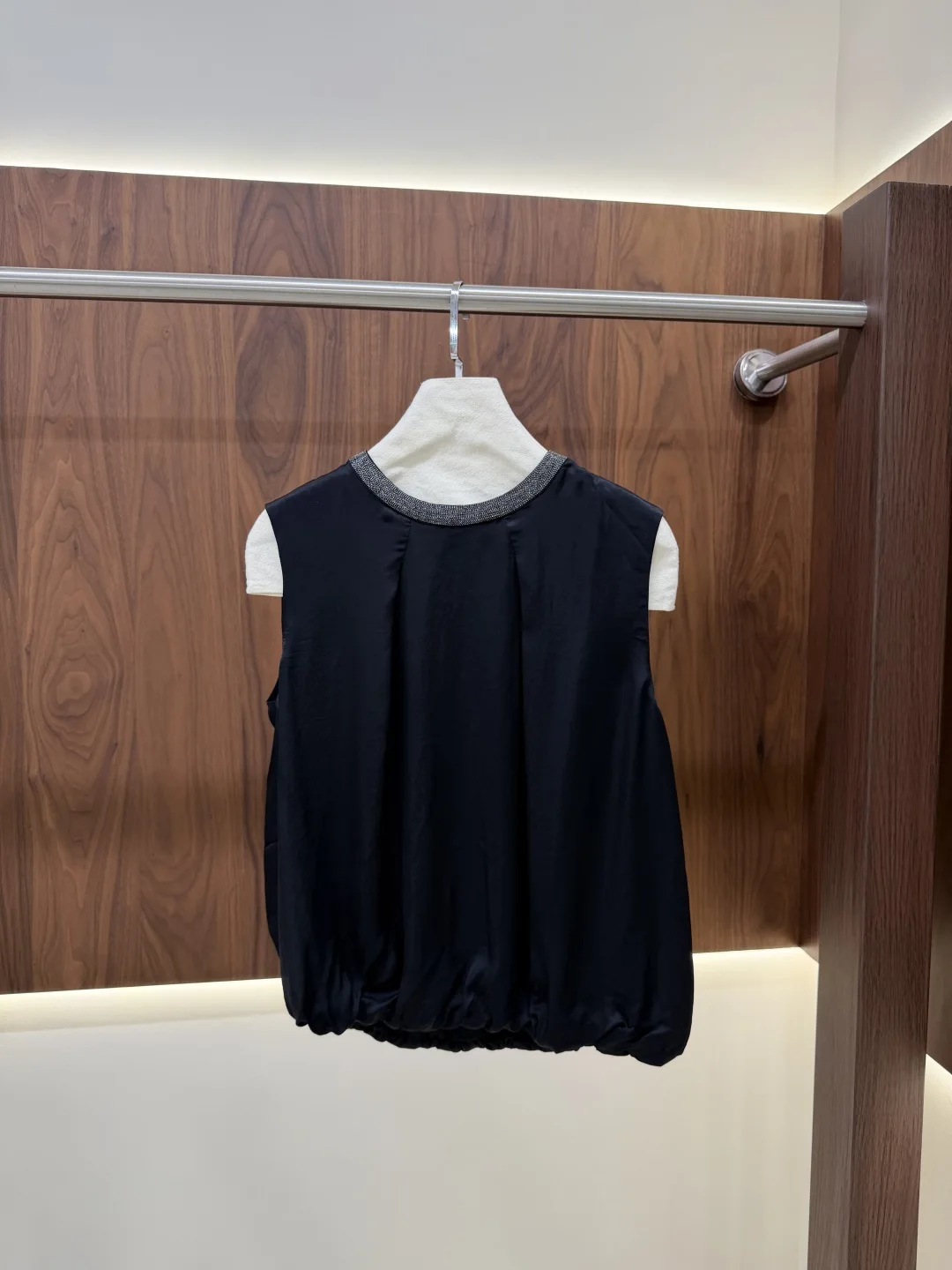 Women'S High-Quality, Stylish, And Casual Chain-Detail Tank Top – Pre-Fall 2026 New Arrival
Women'S High-Quality, Stylish, And Casual Chain-Detail Tank Top – Pre-Fall 2026 New Arrival