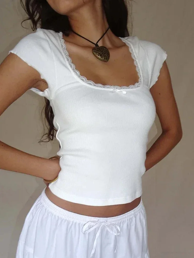 Korean Fashion Y2k Women's Lace Edge Knitted T-shirt Square Neck Solid Color Sexy Short Wear Women T-shirt Summer Street Wear
Korean Fashion Y2k Women's Lace Edge Knitted T-shirt Square Neck Solid Color Sexy Short Wear Women T-shirt Summer Street Wear