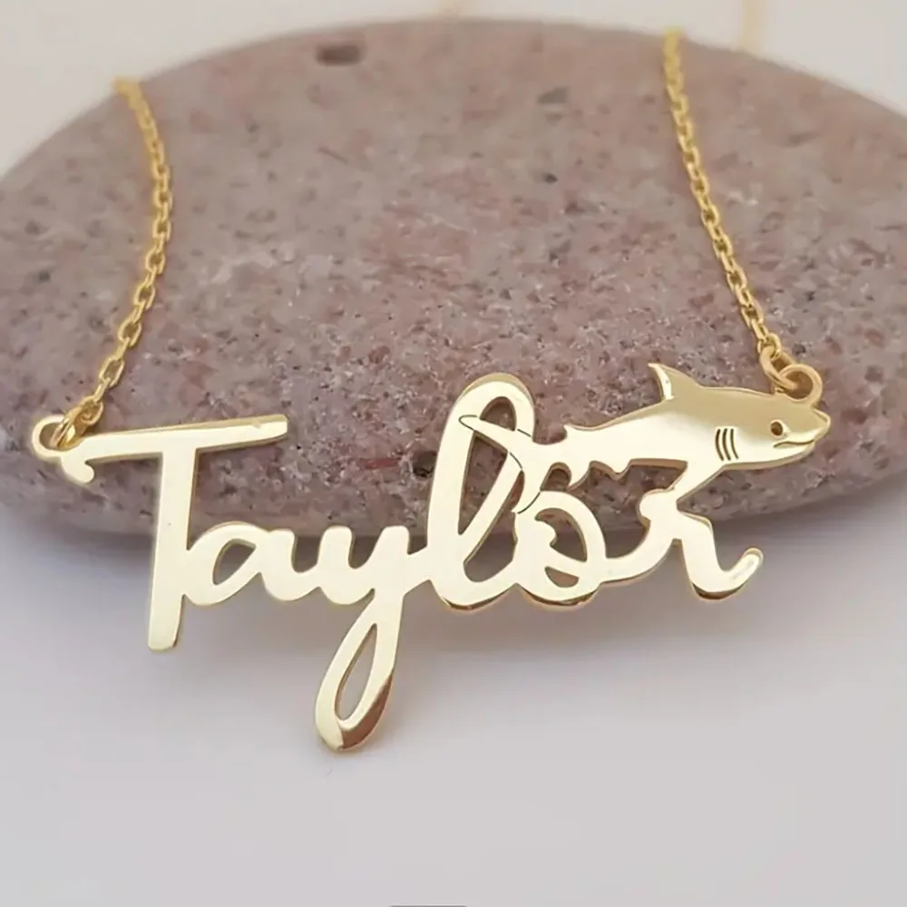 Customized Personalized Shark Necklace,Made of Stainless Steel, Suitable for Holiday Gifts and Daily Wear. 
Customized Personalized Shark Necklace,Made of Stainless Steel, Suitable for Holiday Gifts and Daily Wear.