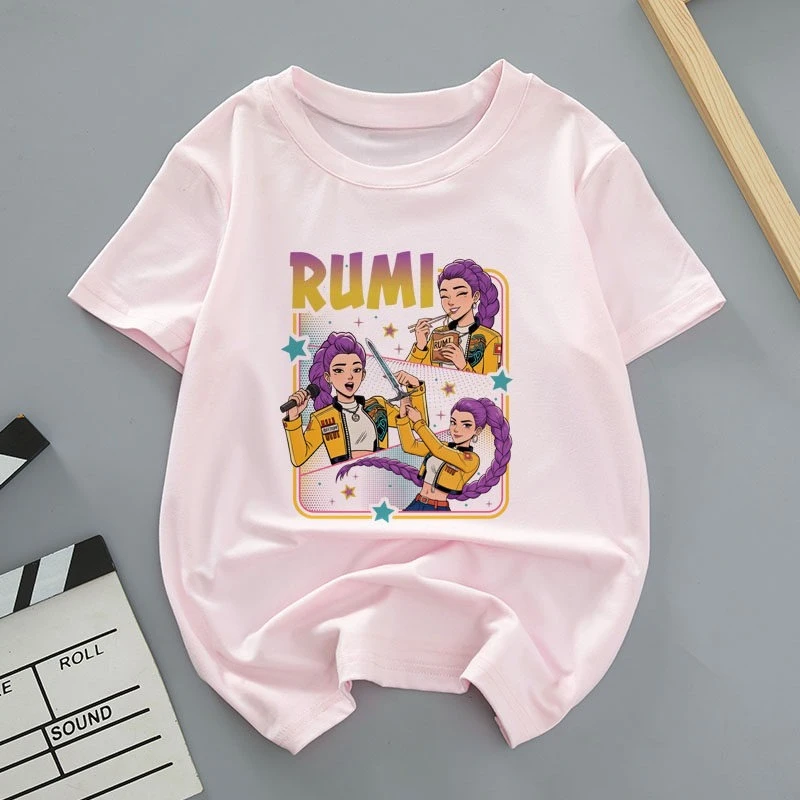 Детская одежда с принтом в стиле K-POP, весенняя одежда с короткими рукавами для родителей и детей, милые хлопковые футболки для мальчиков и девочек
Детская одежда с принтом в стиле K-POP, весенняя одежда с короткими рукавами для родителей и детей, милые хлопковые футболки для мальчиков и девочек