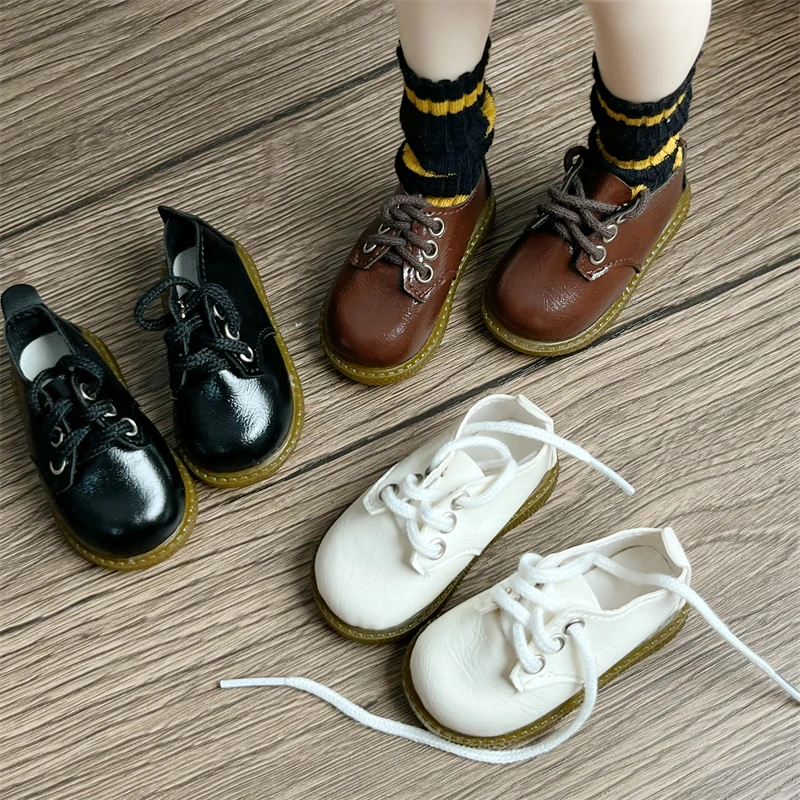 BJD doll shoes suitable for 1/4 size cute doll versatile round toe lace-up leather BJD doll shoes 1/4 doll accessories
BJD doll shoes suitable for 1/4 size cute doll versatile round toe lace-up leather BJD doll shoes 1/4 doll accessories