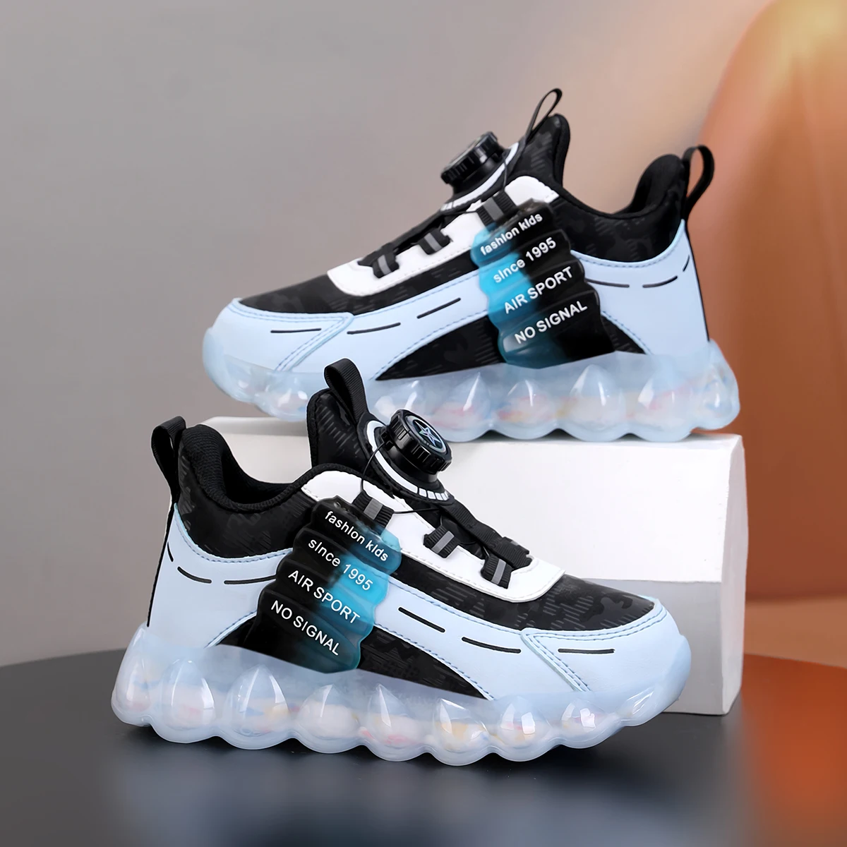 Детские кроссовки для мальчиков и девочек от 4 до 14 лет, осенне-зимние повседневные дышащие прогулочные спортивные кроссовки для детской обуви
Детские кроссовки для мальчиков и девочек от 4 до 14 лет, осенне-зимние повседневные дышащие прогулочные спортивные кроссовки для детской обуви