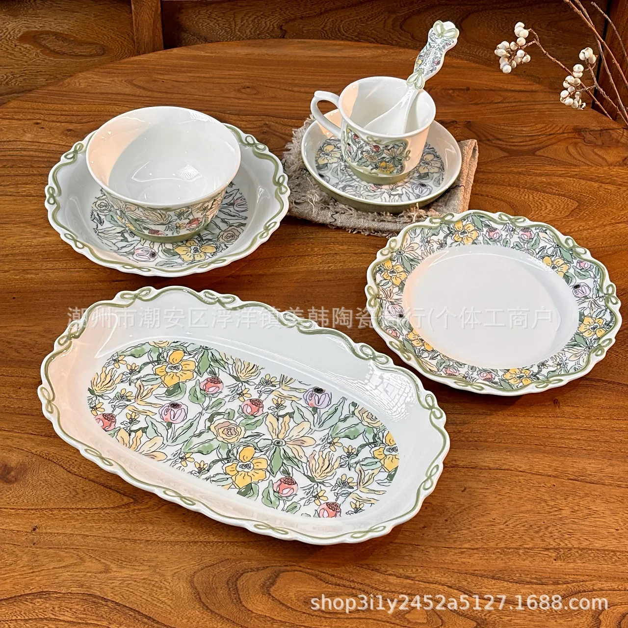 HYS French hand-painted bow ceramic tableware household rice bowl soup bowl vegetable plate fish plate gift box
HYS French hand-painted bow ceramic tableware household rice bowl soup bowl vegetable plate fish plate gift box