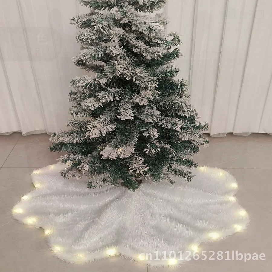 LED Lighted White Plush Christmas Tree Skirt Flashing Cross-Border Decorations Available in Multiple Sizes American Style
LED Lighted White Plush Christmas Tree Skirt Flashing Cross-Border Decorations Available in Multiple Sizes American Style
