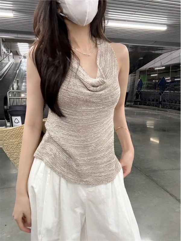 Korean Style Knitted Coarse Linen Halter Neck Vest Women's Mid-Length Sleeveless Top Trendy Commute Style Outerwear
Korean Style Knitted Coarse Linen Halter Neck Vest Women's Mid-Length Sleeveless Top Trendy Commute Style Outerwear