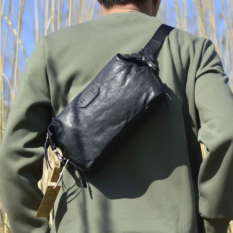 AETOO Black vegetable tanned shoulder bag casual cowhide chest bun top layer cowhide fashion brand simple retro sports leather c
AETOO Black vegetable tanned shoulder bag casual cowhide chest bun top layer cowhide fashion brand simple retro sports leather c