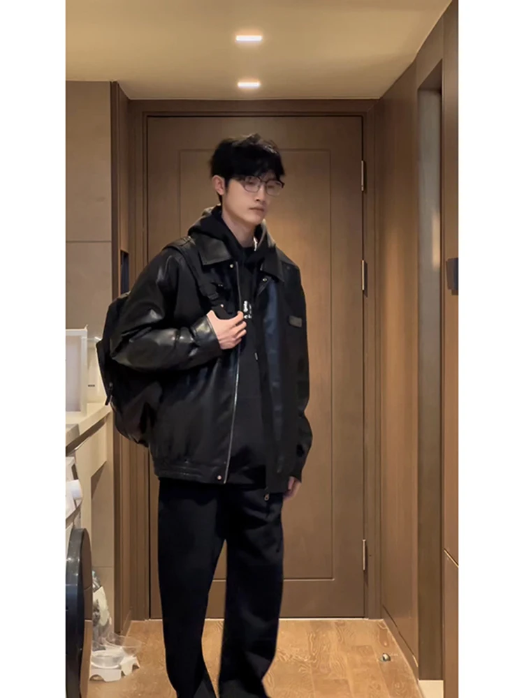 Мужская кожаная куртка Bla с отложным воротником в американском стиле, весенне-осенняя, в стиле Детройт, модный брендовый бейсбольный жилет
Мужская кожаная куртка Bla с отложным воротником в американском стиле, весенне-осенняя, в стиле Детройт, модный брендовый бейсбольный жилет