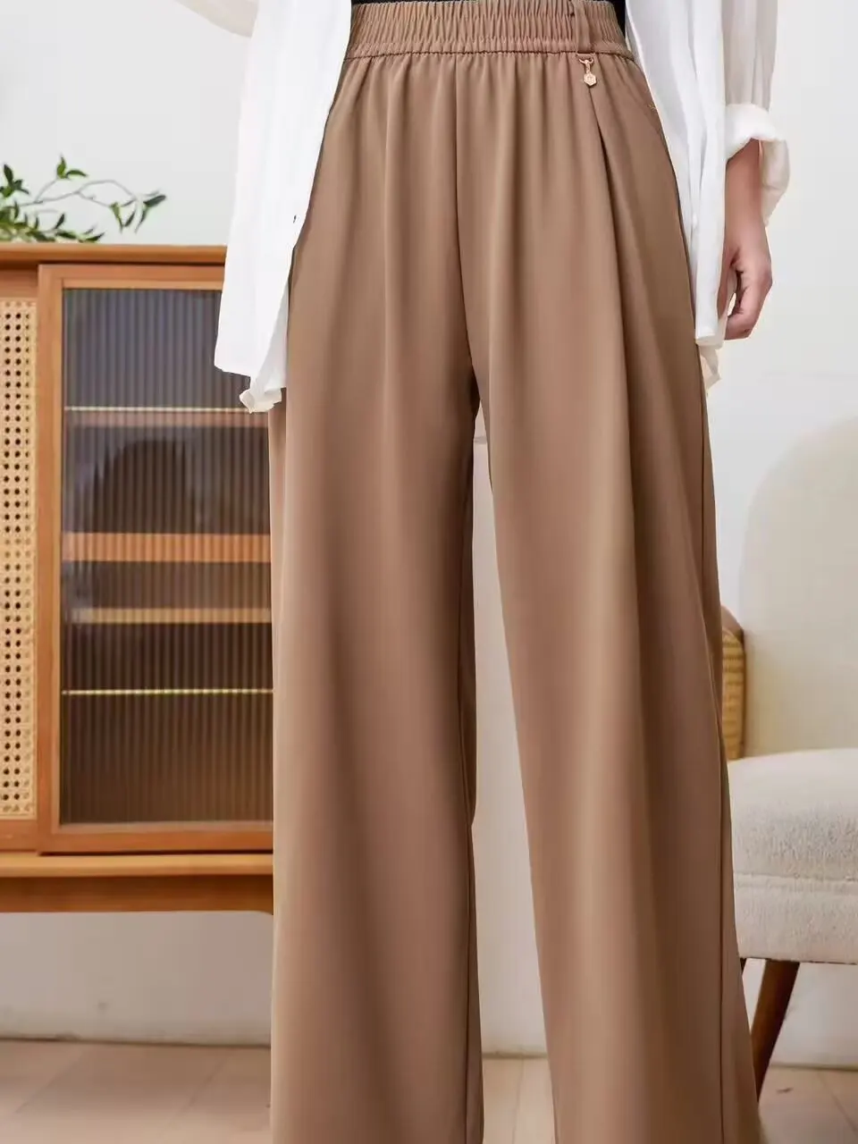 plus Size Women's Summer 2025 Casual Straight Leg Wide Pants Nine Points Slimming Color Versatile Loose Fit High Waist
plus Size Women's Summer 2025 Casual Straight Leg Wide Pants Nine Points Slimming Color Versatile Loose Fit High Waist