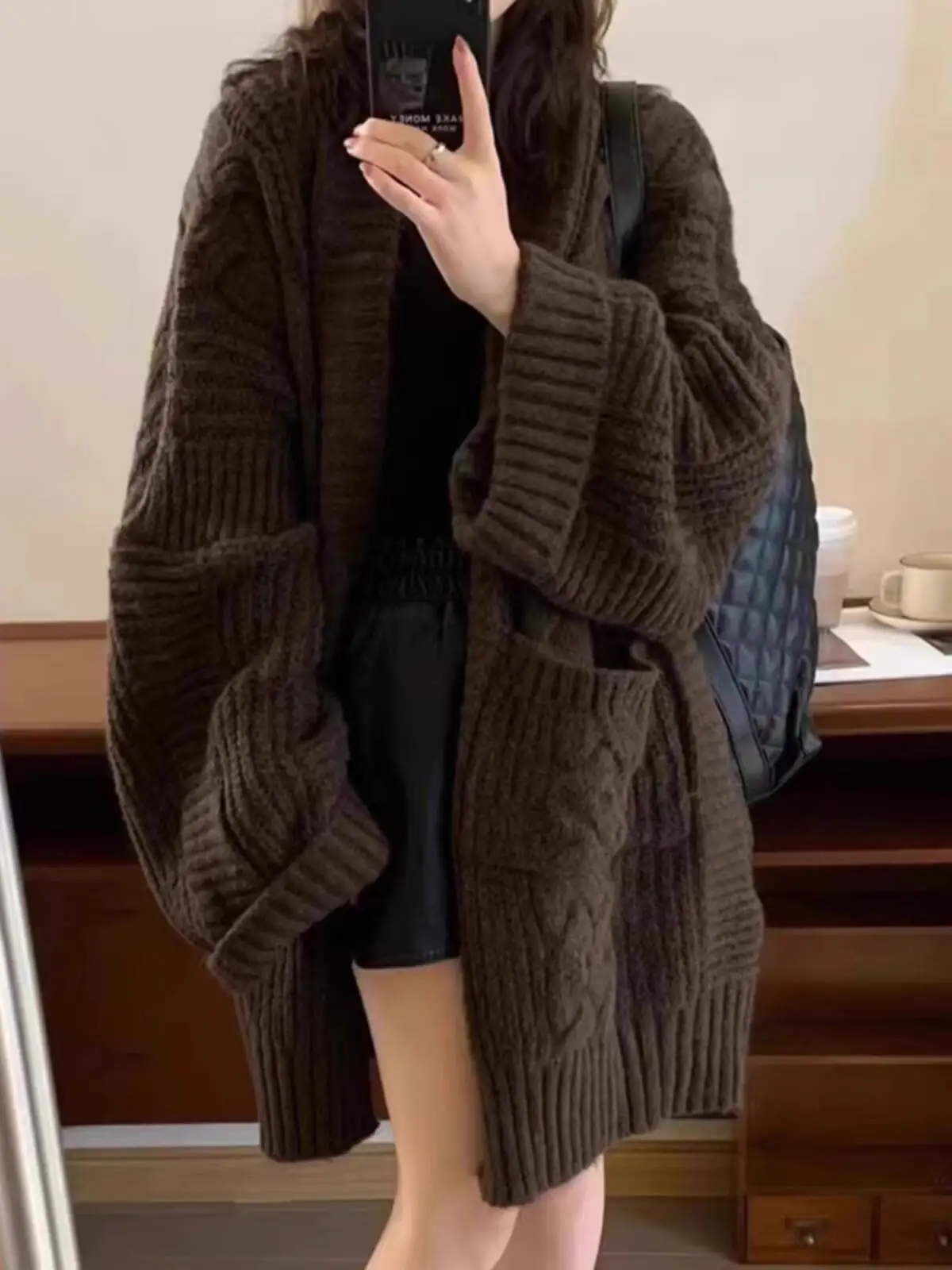 Women Cardigan Autumn Winter Women's Sweater Mid Length Sweater Coat Spring Autumn Retro Soft Loose Knit Cardigan
Women Cardigan Autumn Winter Women's Sweater Mid Length Sweater Coat Spring Autumn Retro Soft Loose Knit Cardigan